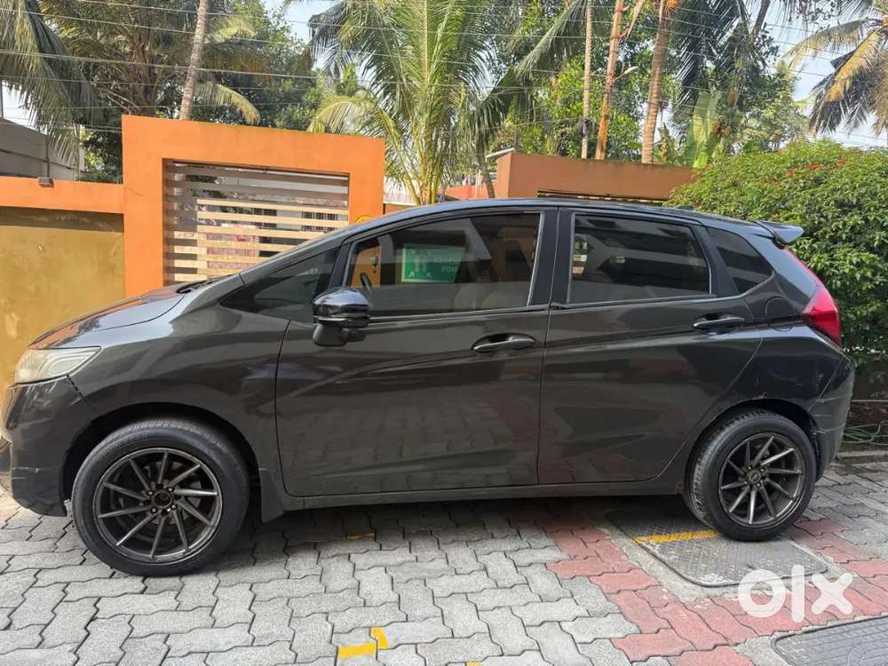 Honda Jazz 2018 Diesel Well Maintained