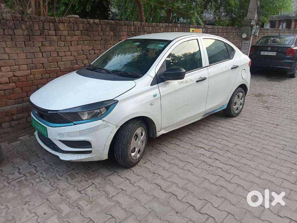Middle Family Dream Luxury Electric Car