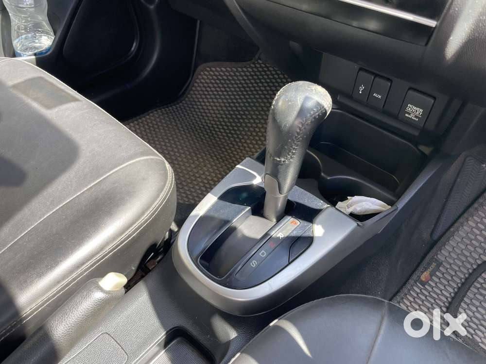 Honda Jazz V Cvt, 2017, Petrol