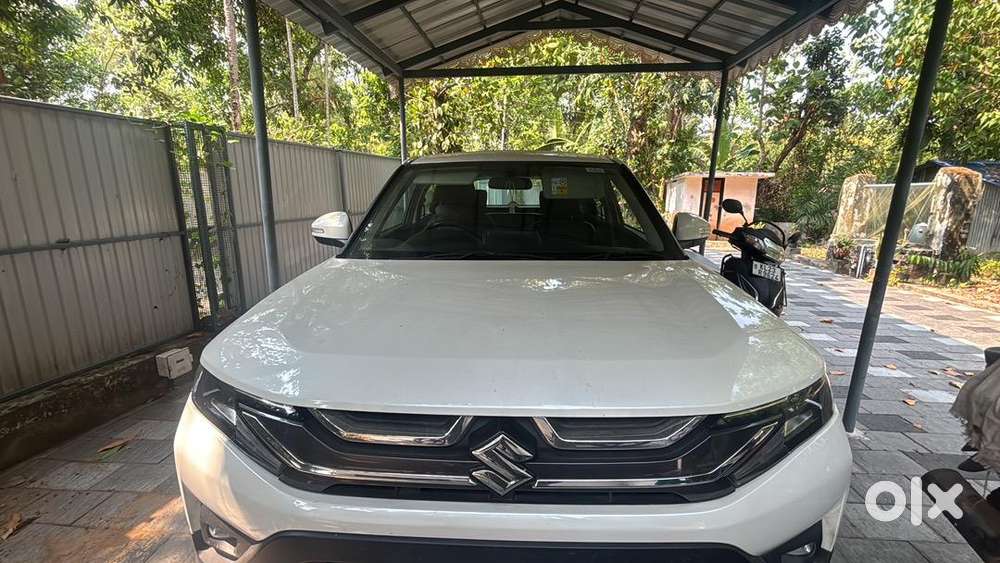 Maruti Suzuki Brezza 2023 Petrol Well Maintained