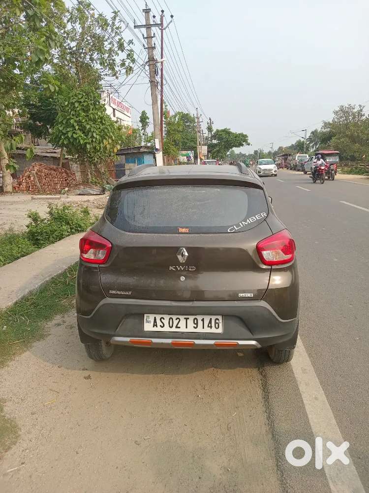 Renault Kwid 2017 Petrol Well Maintained