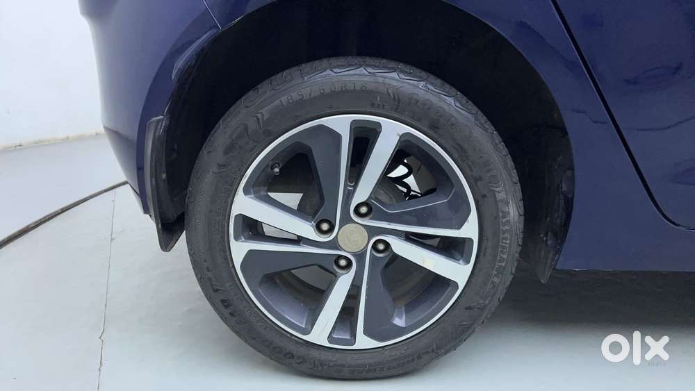 Tata Altroz 1.2 Xza Plus, 2022, Petrol