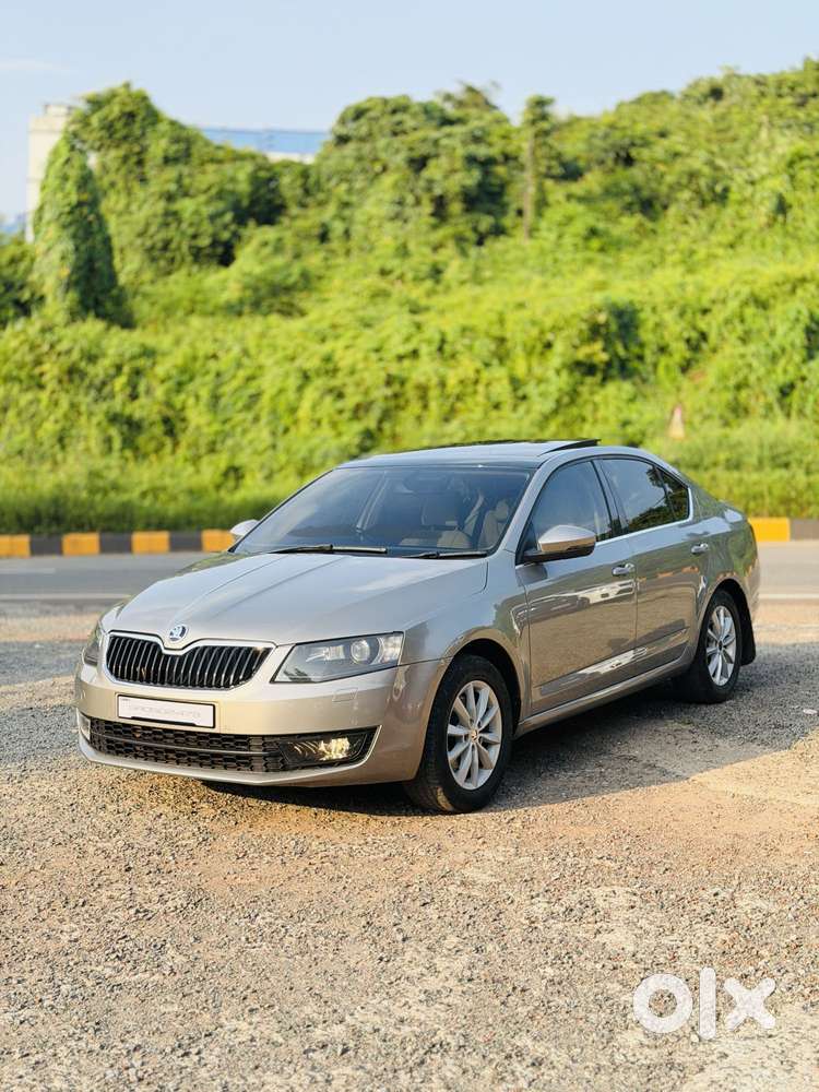 Skoda Octavia 1.8 Tsi Style At, 2015, Petrol