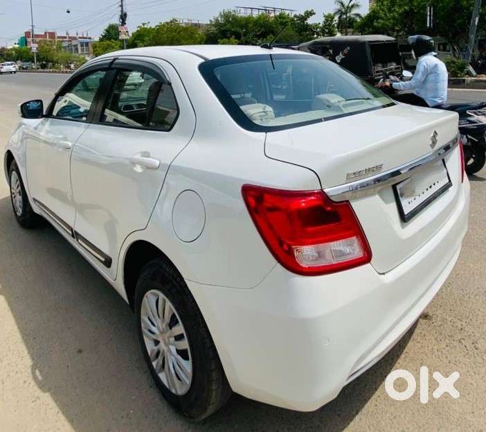 Maruti Suzuki Dzire 1.2 Vxi, 2023, Petrol