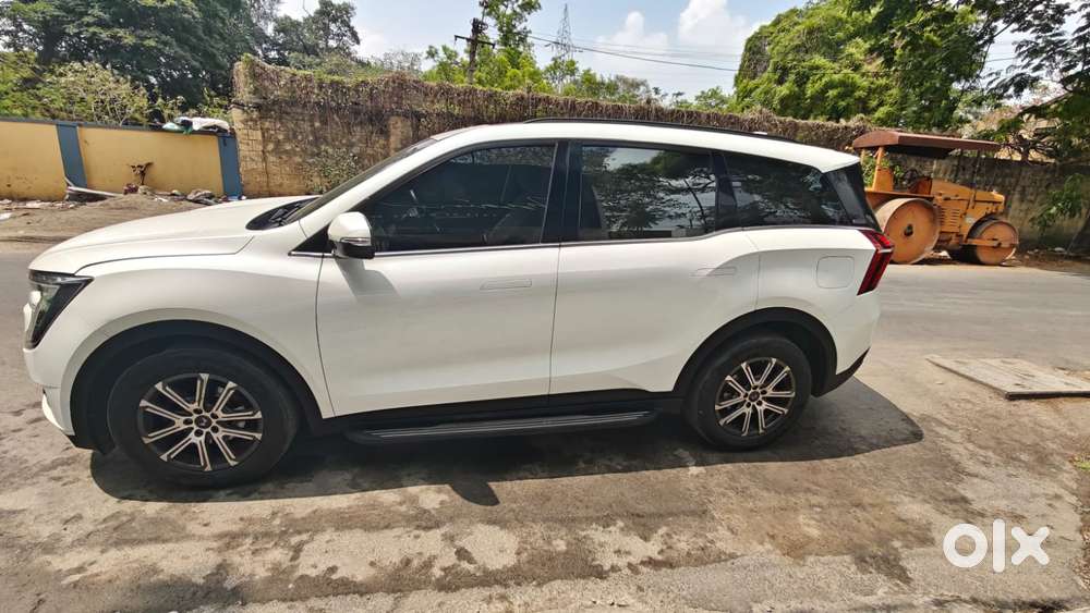 Mahindra Xuv700 2.2 Ax 7 Diesel At Str, 2023, Diesel
