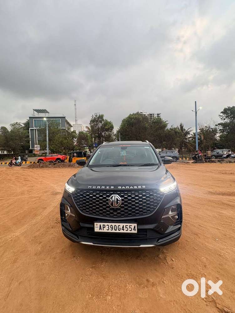 Mg Hector Plus 2022 Diesel 11800 Km Driven