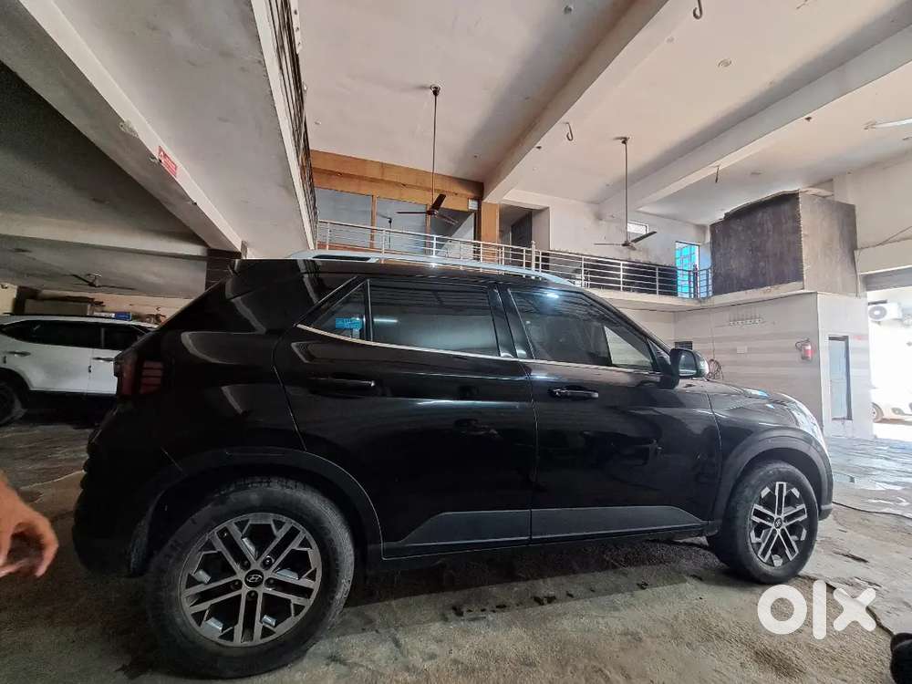 Hyundai New Venue 2022 Diesel 69998 Km Driven