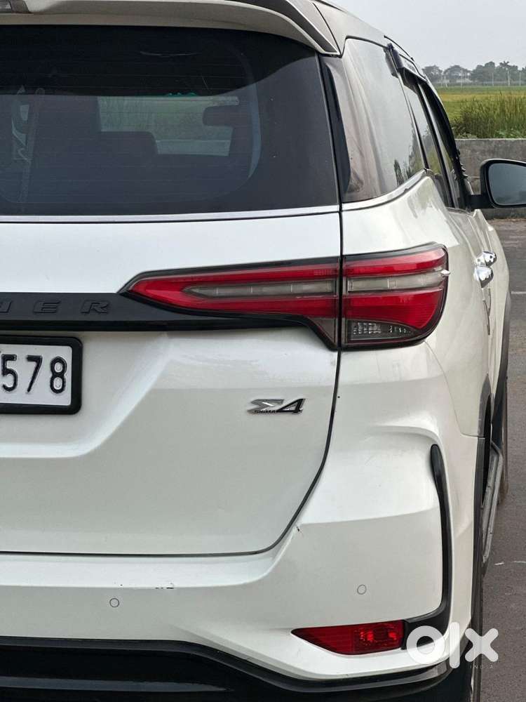 Toyota Fortuner Legender 4x4 At 2.8, 2021, Diesel