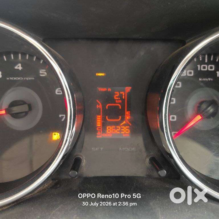 Mahindra Tuv 300 T10, 2018, Diesel