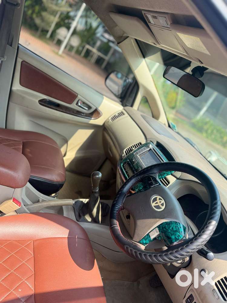 Toyota Innova 2.5 V 7 Str, 2013, Diesel