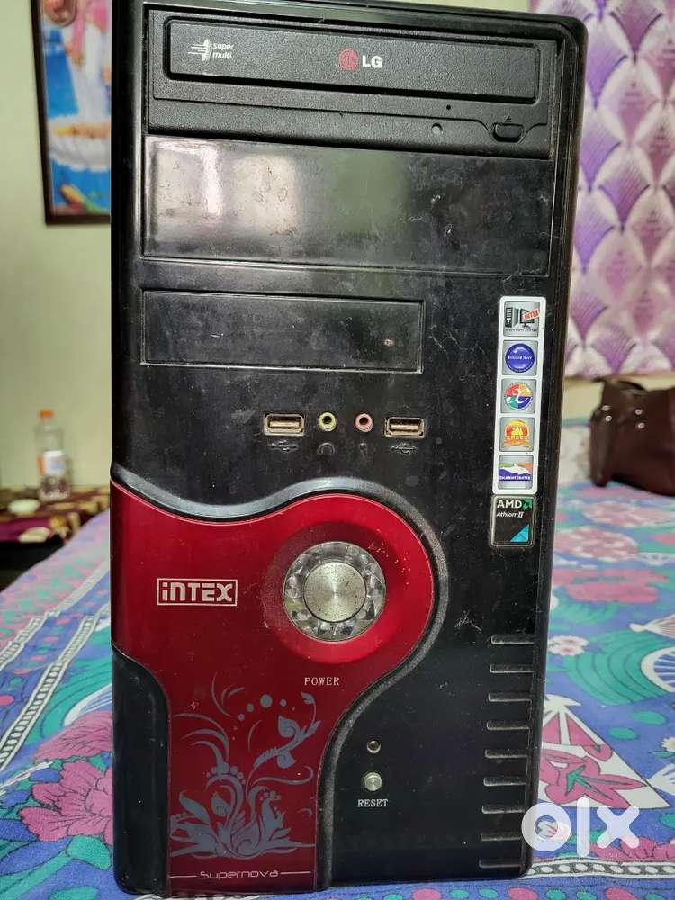Desktop to sale
