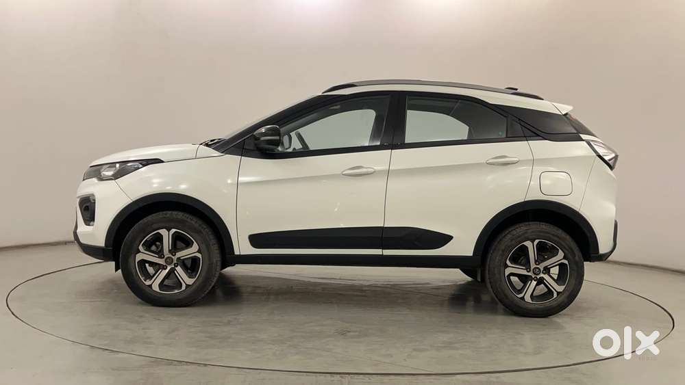 Tata Nexon Xz Plus (hs), 2022, Petrol