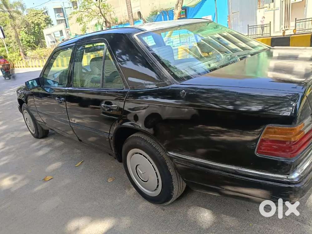 W124 Mercedes Left Hand Drive