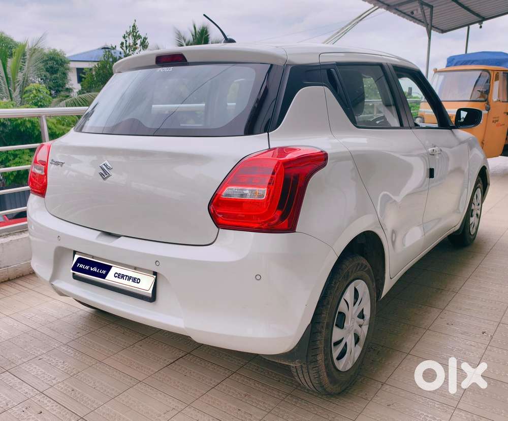 Maruti Suzuki Swift Vxi Optional, 2022, Petrol