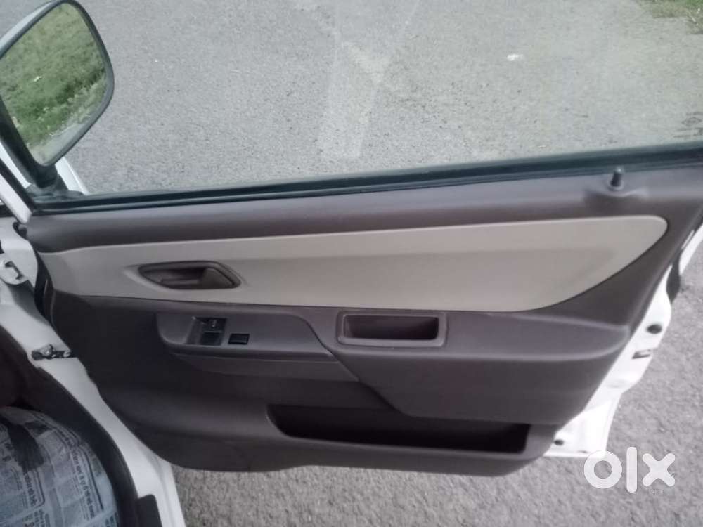 Maruti Suzuki Estilo Lxi, 2012, Petrol