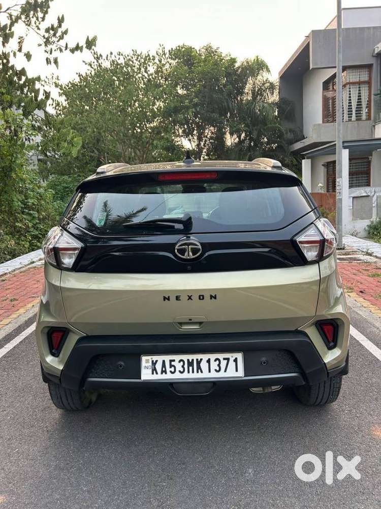 Tata Nexon 1.2 Revotron Xz Plus, 2022, Petrol
