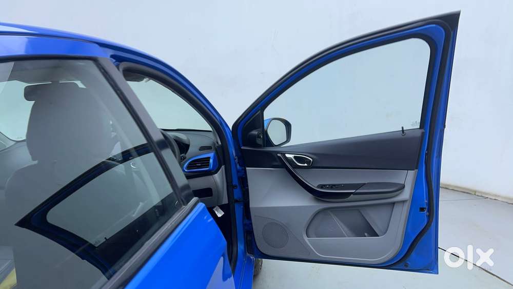 Tata Tiago Xza, 2020, Petrol