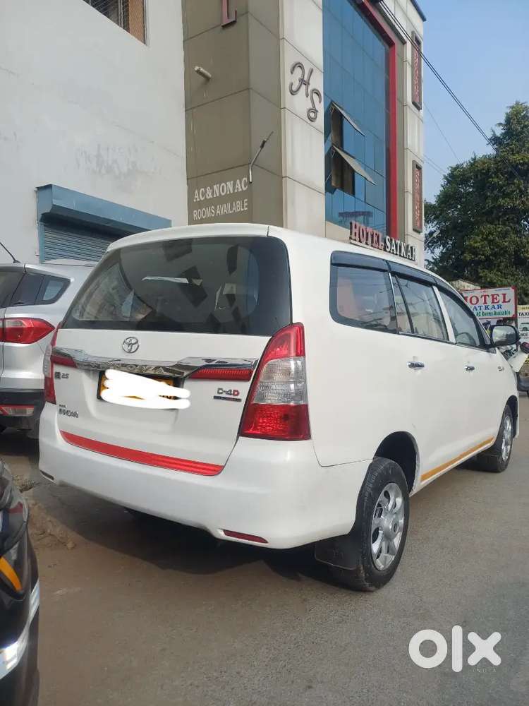 Toyota Innova 2.5 E 2007 Model