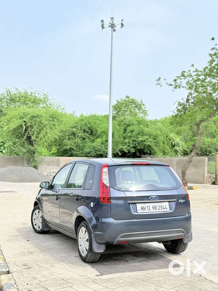 Ford Figo Petrol Zxi, 2011, Petrol