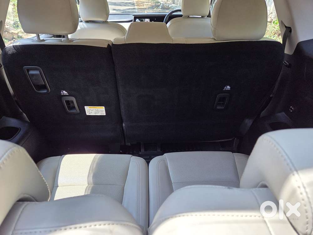 Mahindra Xuv700 2.2 Ax 7 Diesel Mt Luxury Pack Str, 2024, Diesel