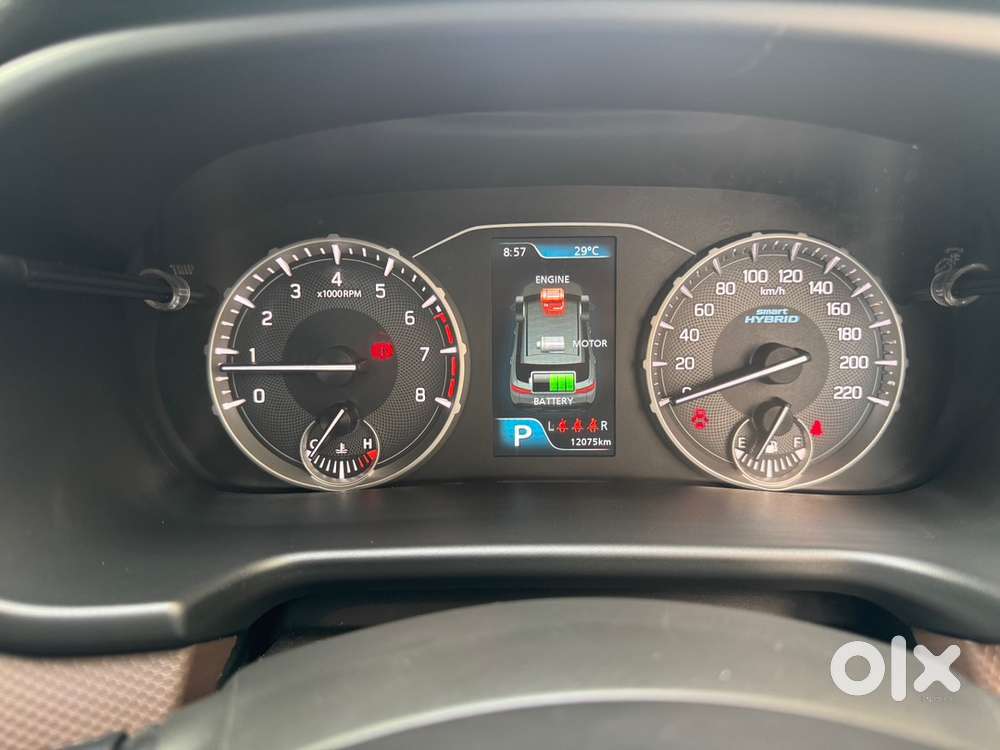 Maruti Brezza Petrol 2024