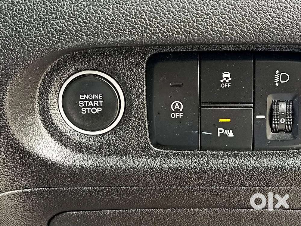 Hyundai Alcazar 1.5 Tdct Signature (o) 7s Petrol, 2024, Petrol