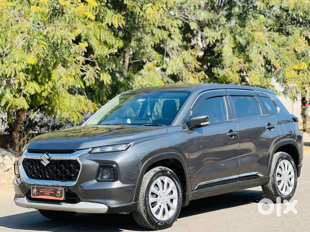 Maruti Suzuki Grand Vitara 1.5 Delta Smart Hybrid At, 2023, Petrol