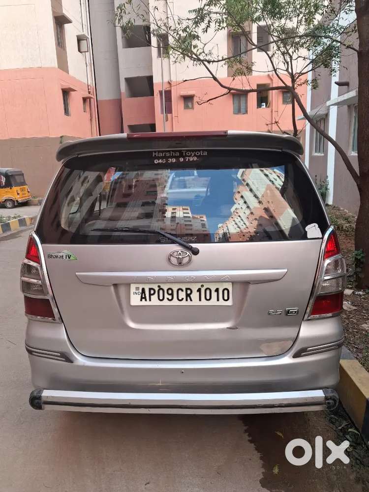 Toyota Innova 2013 Diesel 282739 Km Driven