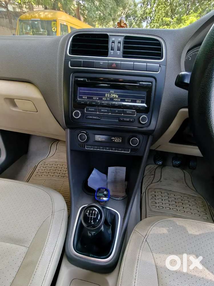 Single-user Vw Vento Highline 1.6 Tdi, New Suspension ,full Vw History