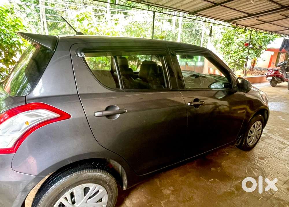 Maruti Suzuki Swift 2017 Petrol Well Maintained