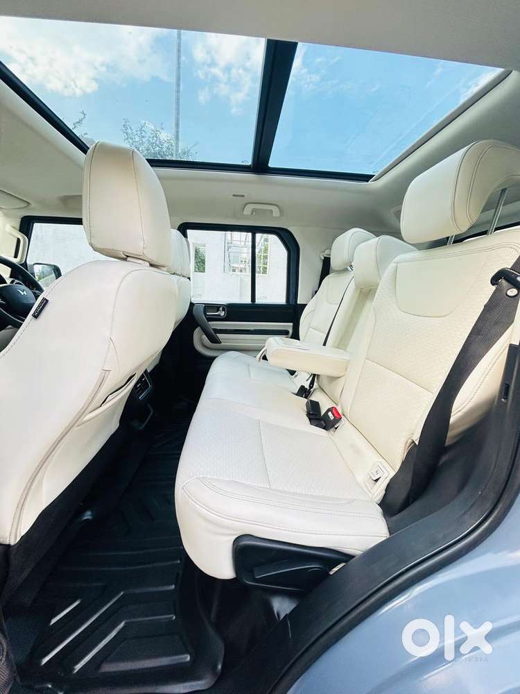 Mahindra Thar Roxx Ax7 L Diesel Mt 2wd, 2025, Diesel