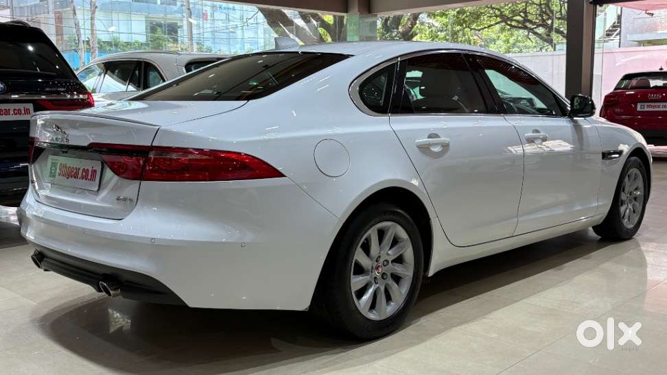 Jaguar Xf 2.0 Petrol Prestige, 2020, Petrol