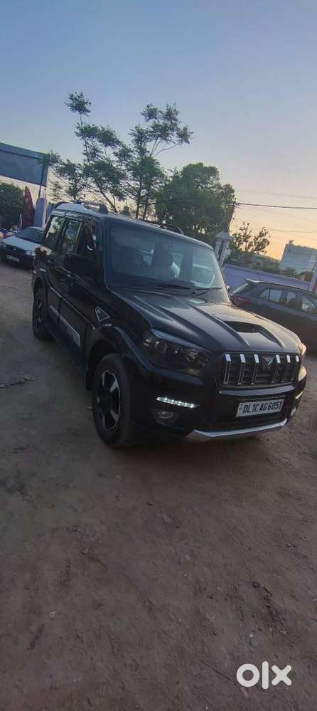 Mahindra Scorpio Classic 2.2 S 11 Mt 7 Str, 2023, Diesel