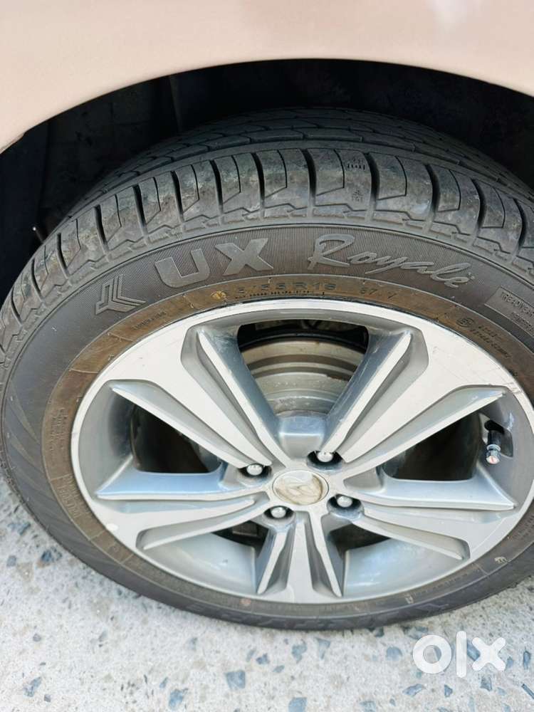 Hyundai Verna 1.6d Sx(o) Top Model Sunroof Ventilated Seats New Tyre