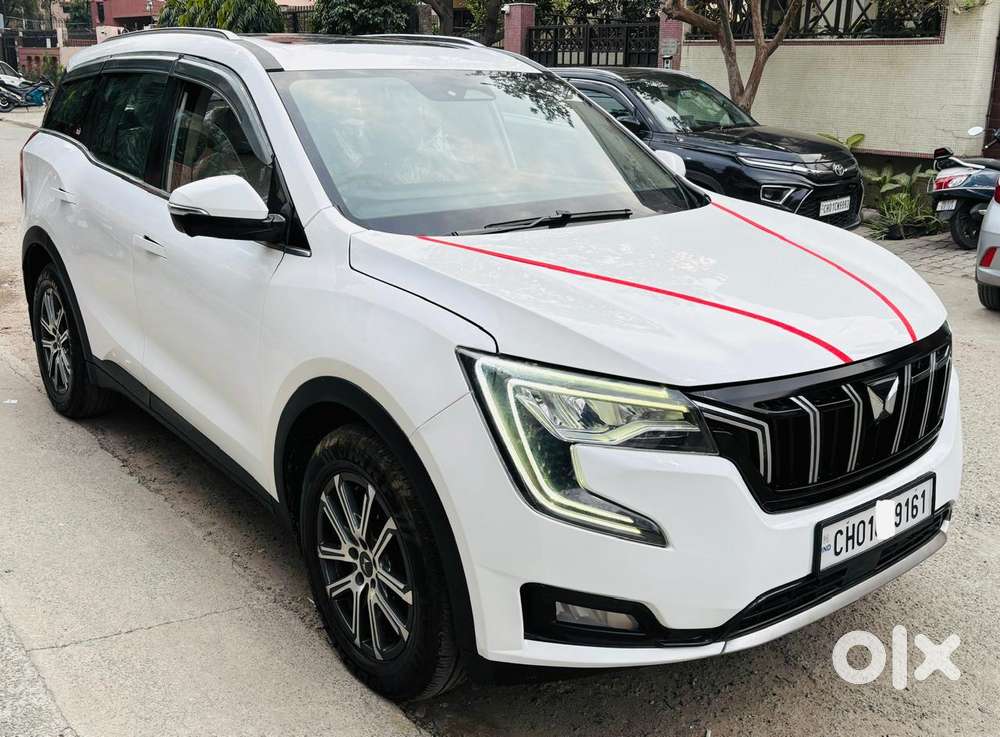 Mahindra Xuv700 2.0 Ax 7 Petrol At Luxury Pack Str, 2022, Petrol