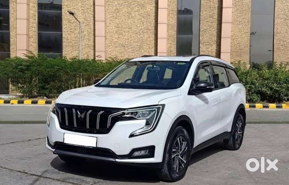 Mahindra Xuv700 2023 Diesel Well Maintained