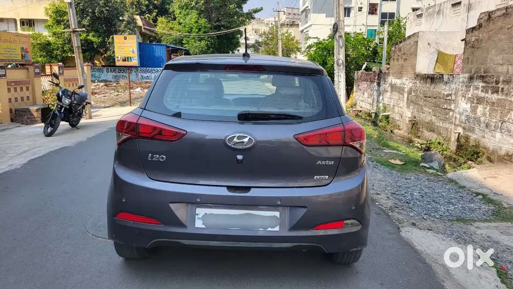 Hyundai Elite I20 2017 Diesel 126000 Km Driven