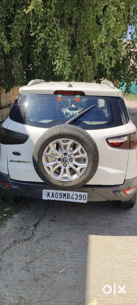 Ford Ecosport 20142015 Petrol 123000 Km Driven