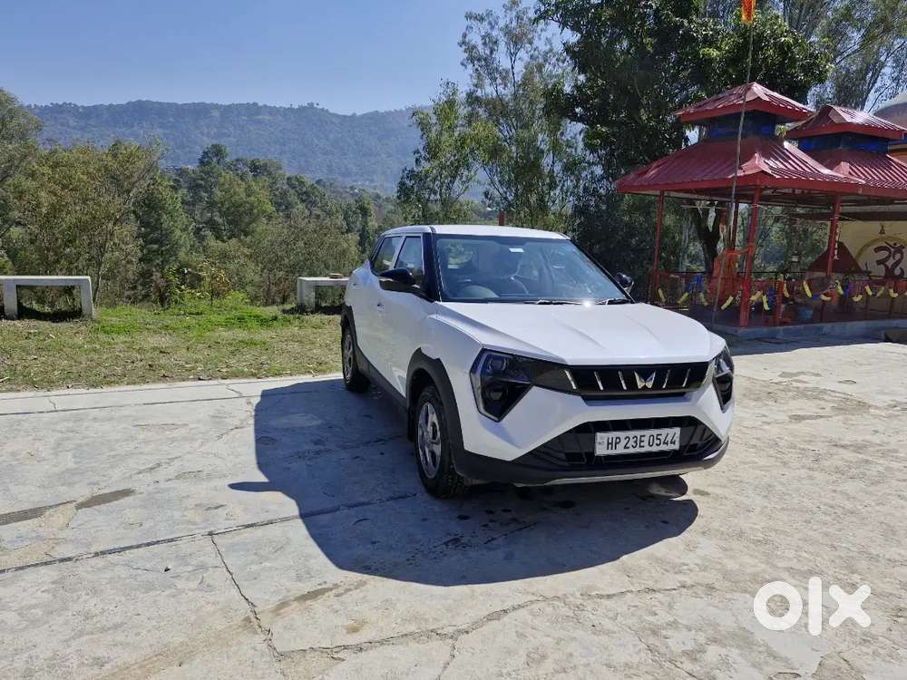 Mahindra Xuv 3xo Mt Petrol 2024