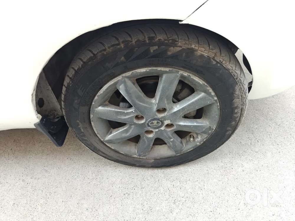 Tata Bolt 1.2 Xt 2015