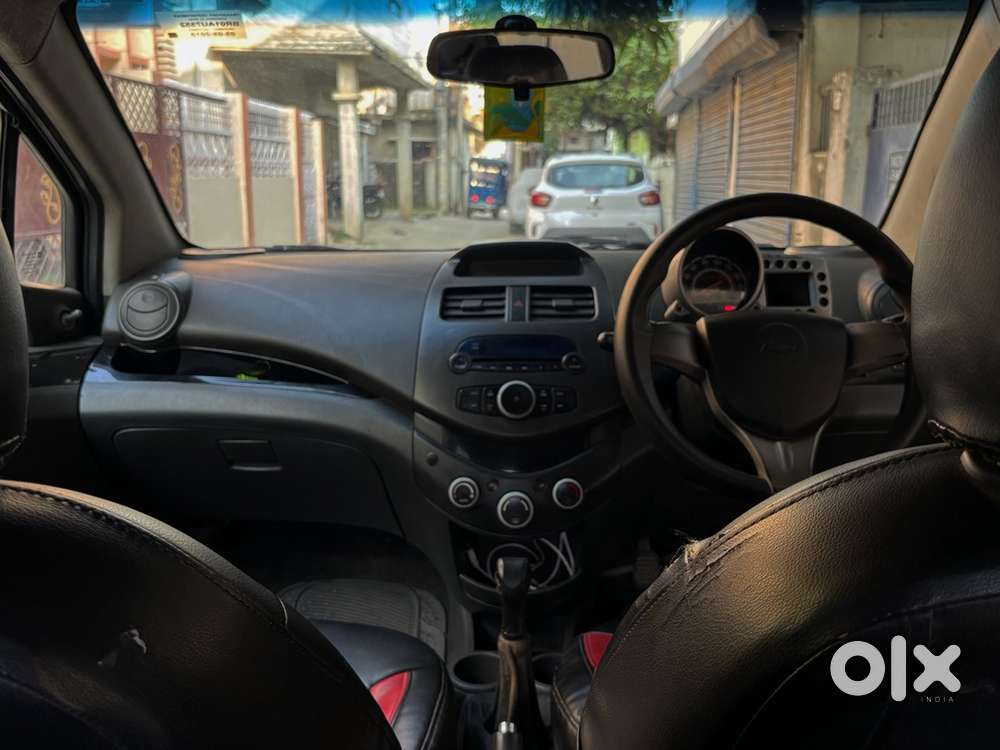 Chevrolet Beat 2010 Car
