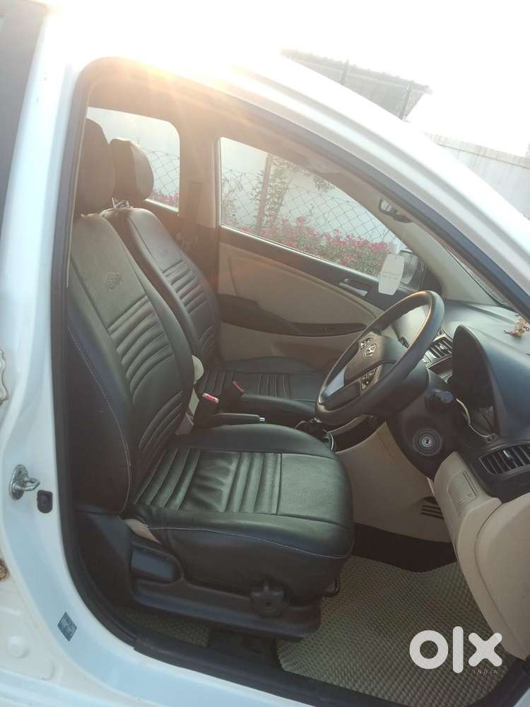 Hyundai Verna 1.6 Vtvt Sx, 2016, Petrol