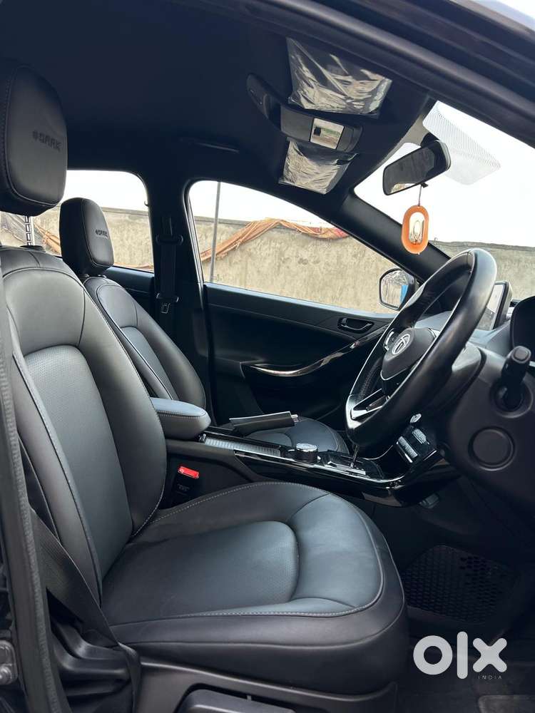 Tata Nexon 1.5 Revotorq Xz Plus Hs Dark Edition, 2022, Petrol