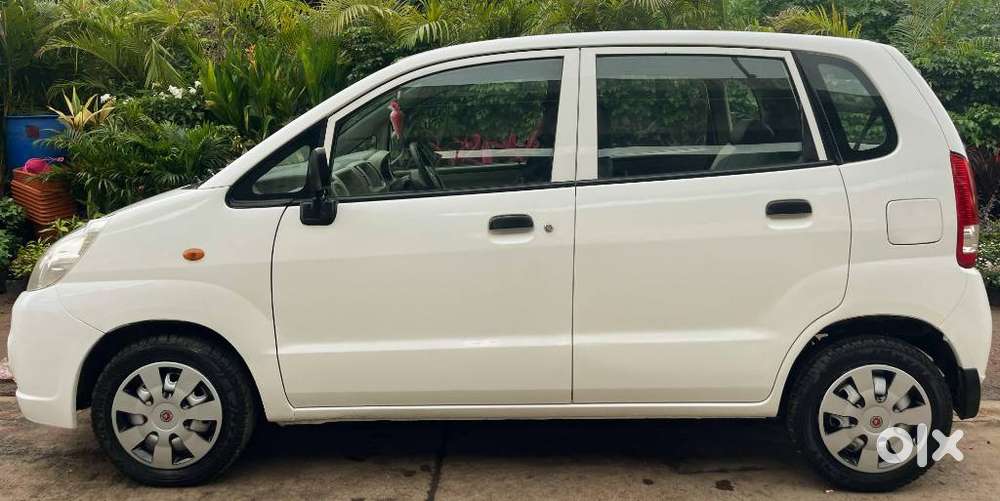 Maruti Suzuki Zen Estilo Lx Bsiv, 2010, Petrol