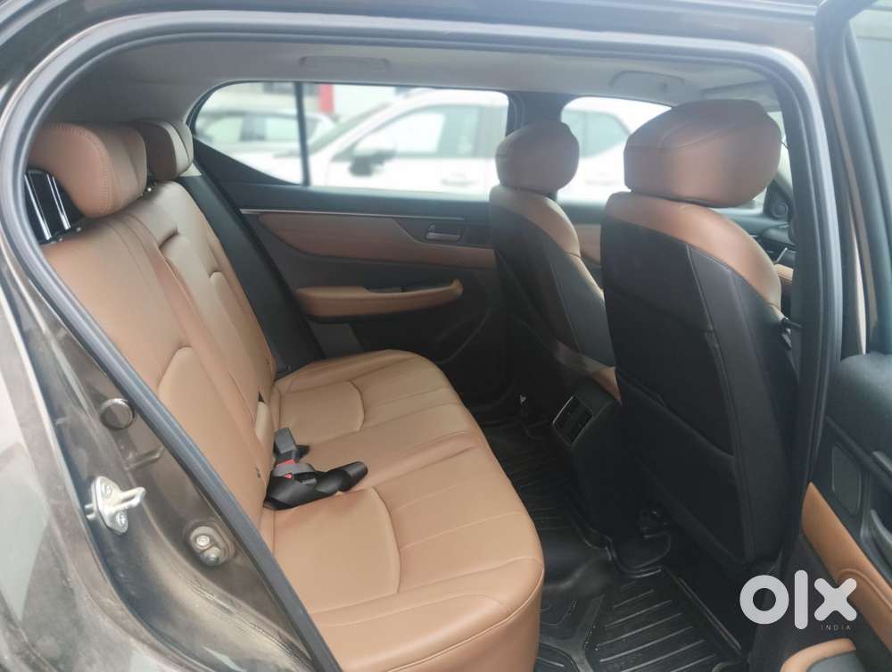 Honda Elevate Zx Mt, 2024, Petrol