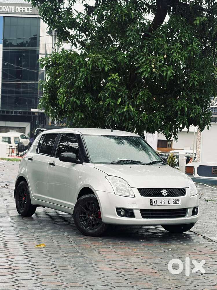 Maruti Suzuki Swift 1.2 Vxi (o), 2010, Petrol