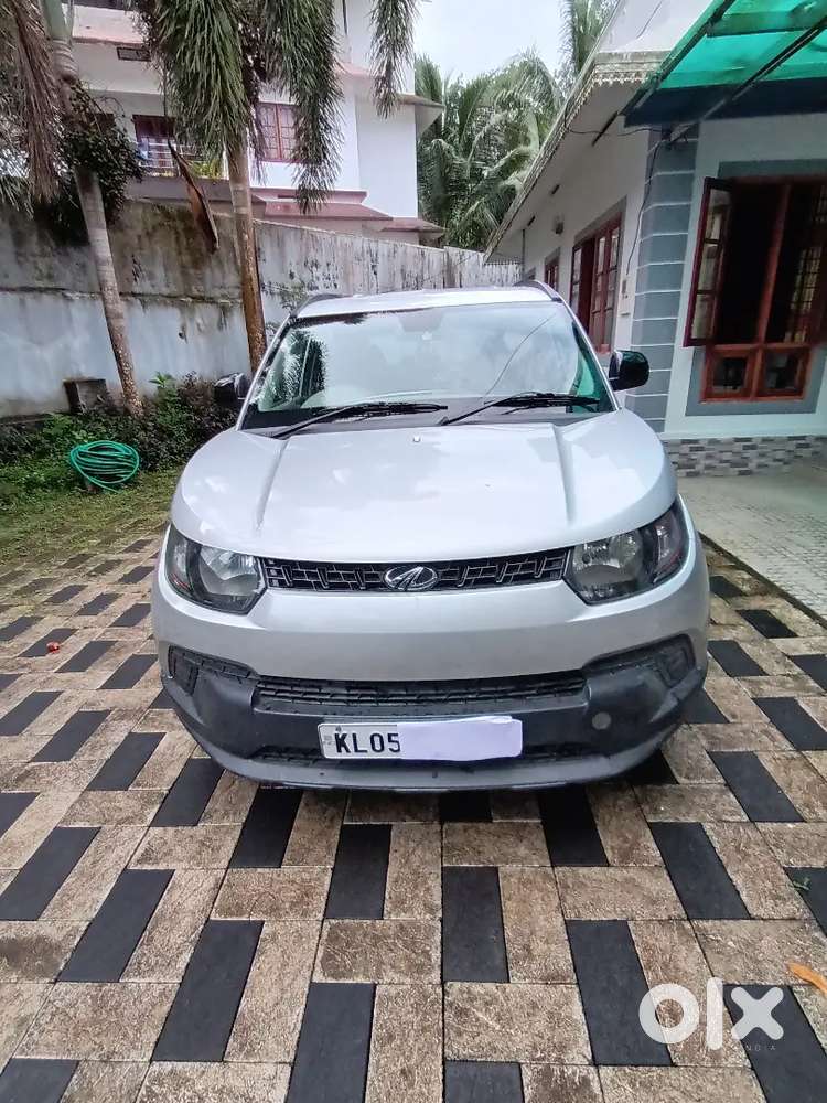 Mahindra Kuv100 Nxt Petrol 2017