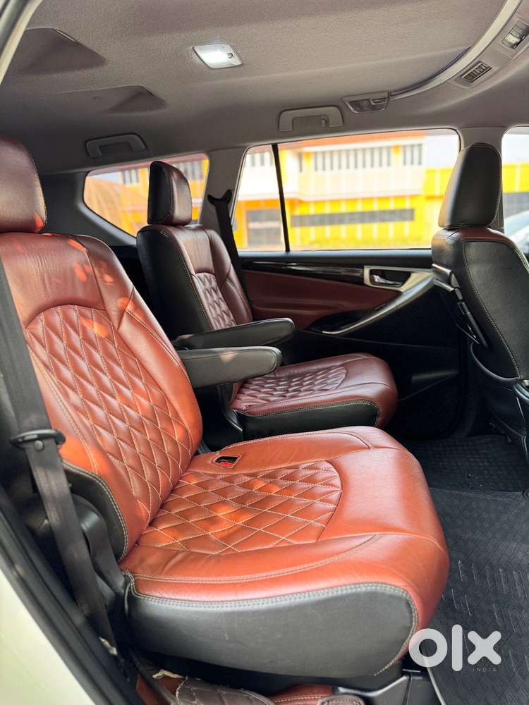 Toyota Innova Crysta 2.4 V 7 Str, 2018, Diesel