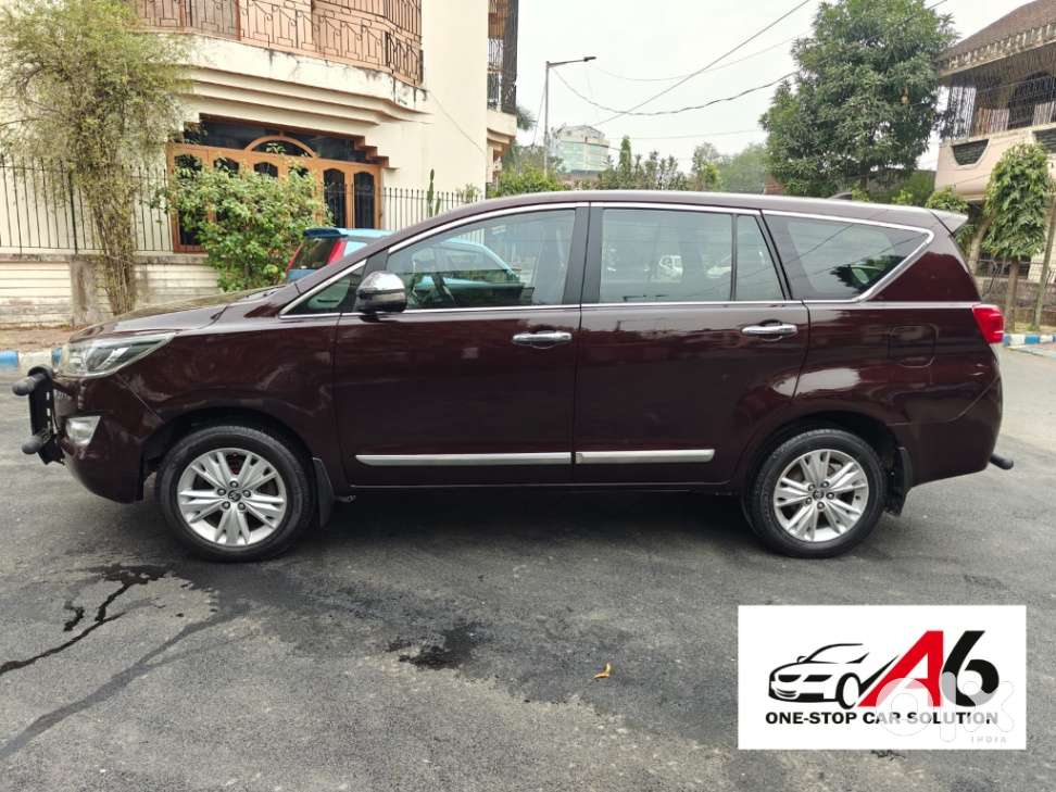 Toyota Innova Crysta