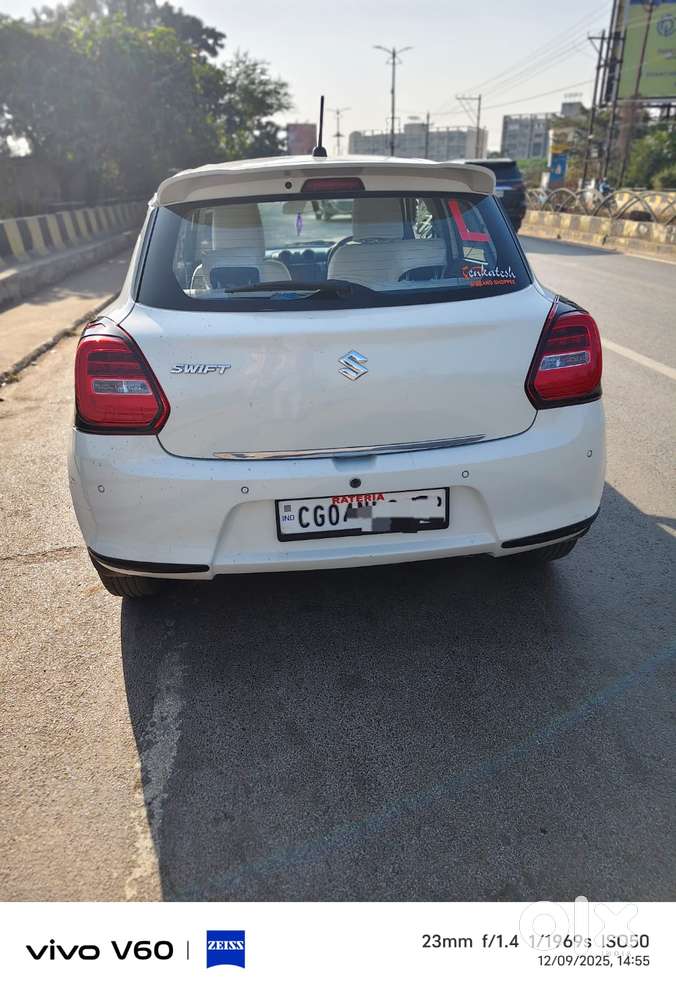 Maruti Suzuki Swift Zxi Plus, 2021, Petrol